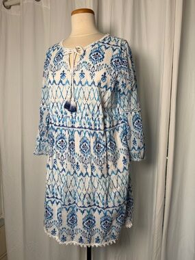 Tommy Bahama White and Blue Logo Detail Top